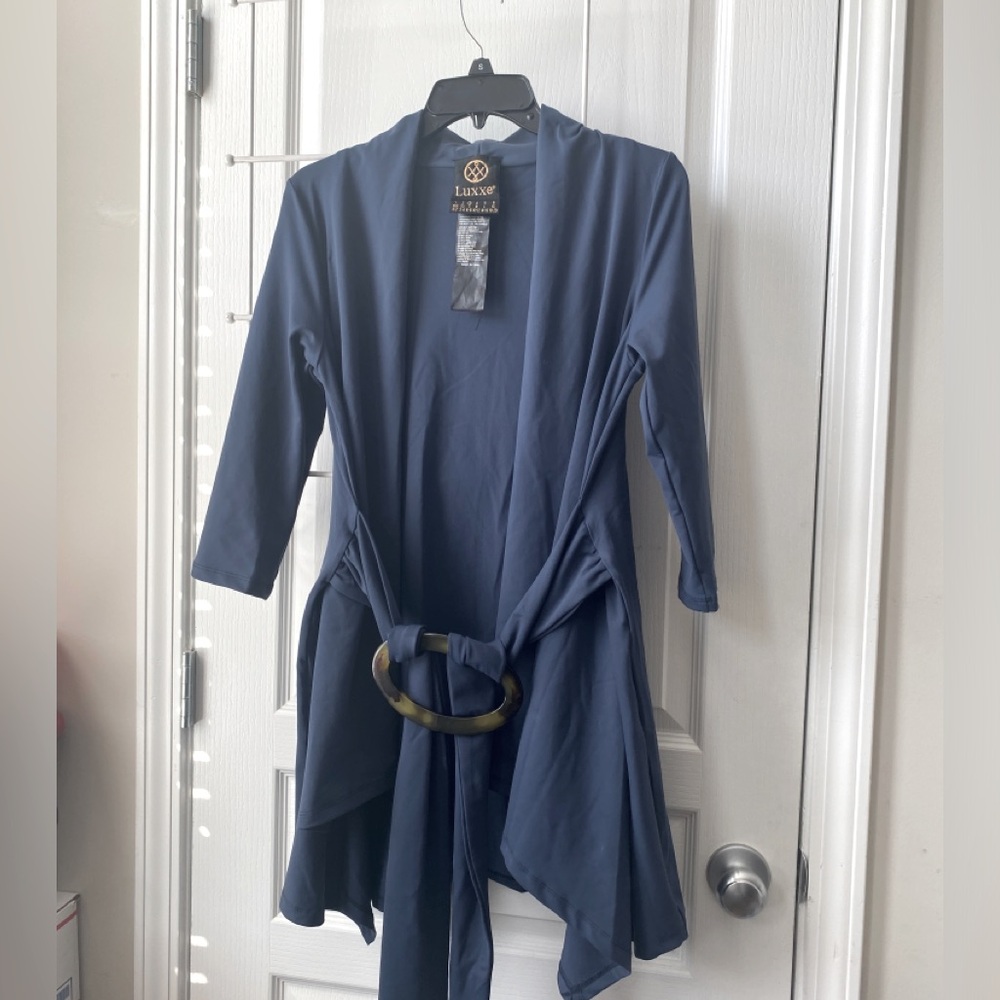 Luxxe blue long sleeve hand finished cardigan with large buckle.